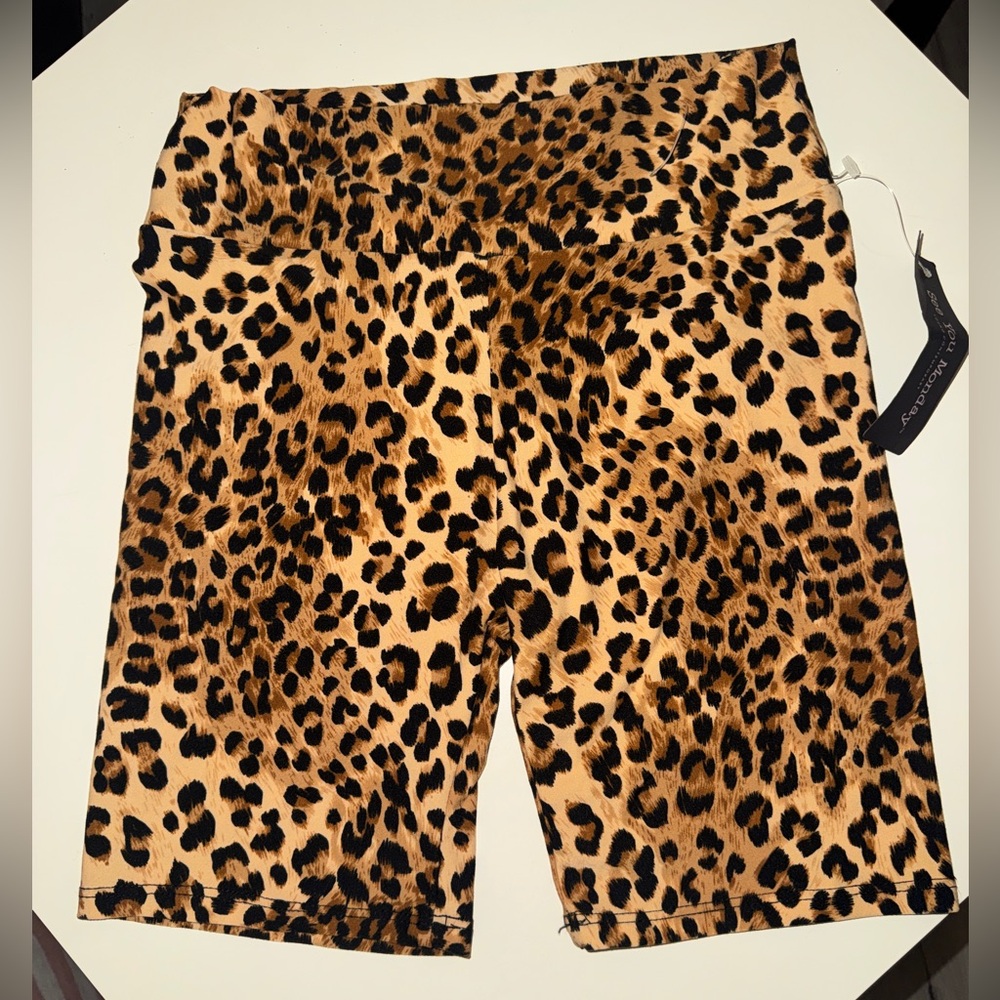 Leopard Print High-Waist Women’s Bike Shorts - Tan/Black